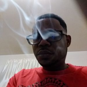 Meet your Posher, Derrick